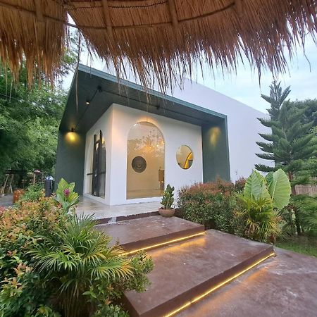 Baan Nai Baan Nok Resort Nakhon Nayok Exteriör bild