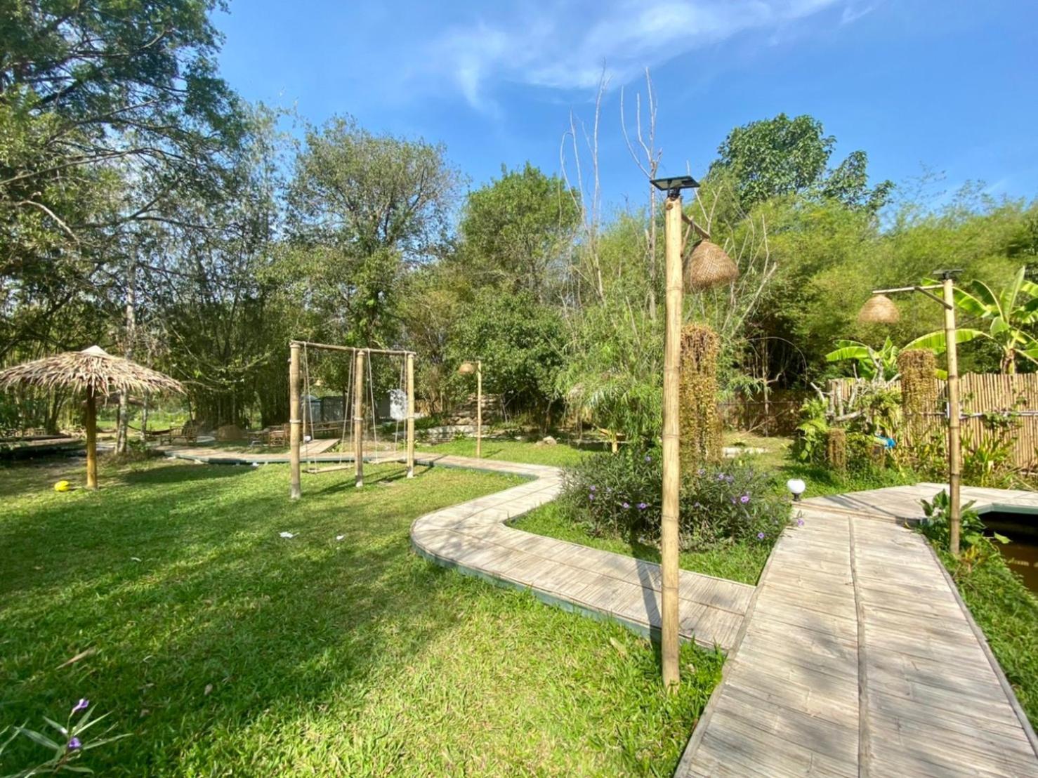 Baan Nai Baan Nok Resort Nakhon Nayok Exteriör bild