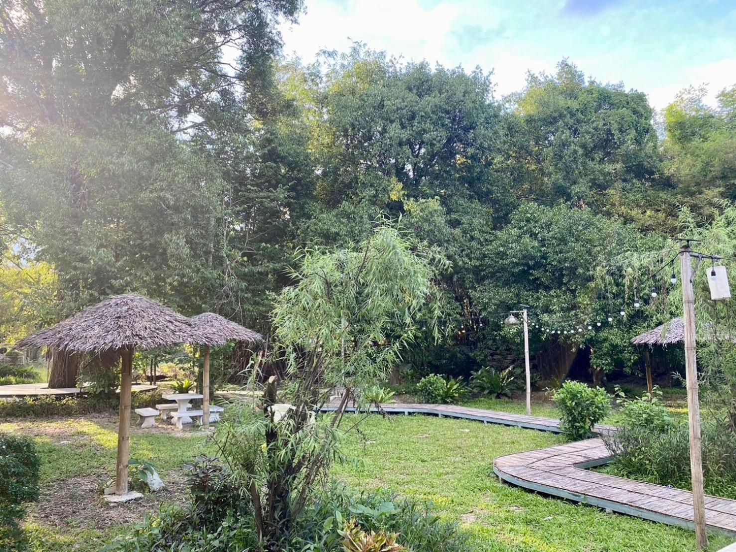 Baan Nai Baan Nok Resort Nakhon Nayok Exteriör bild