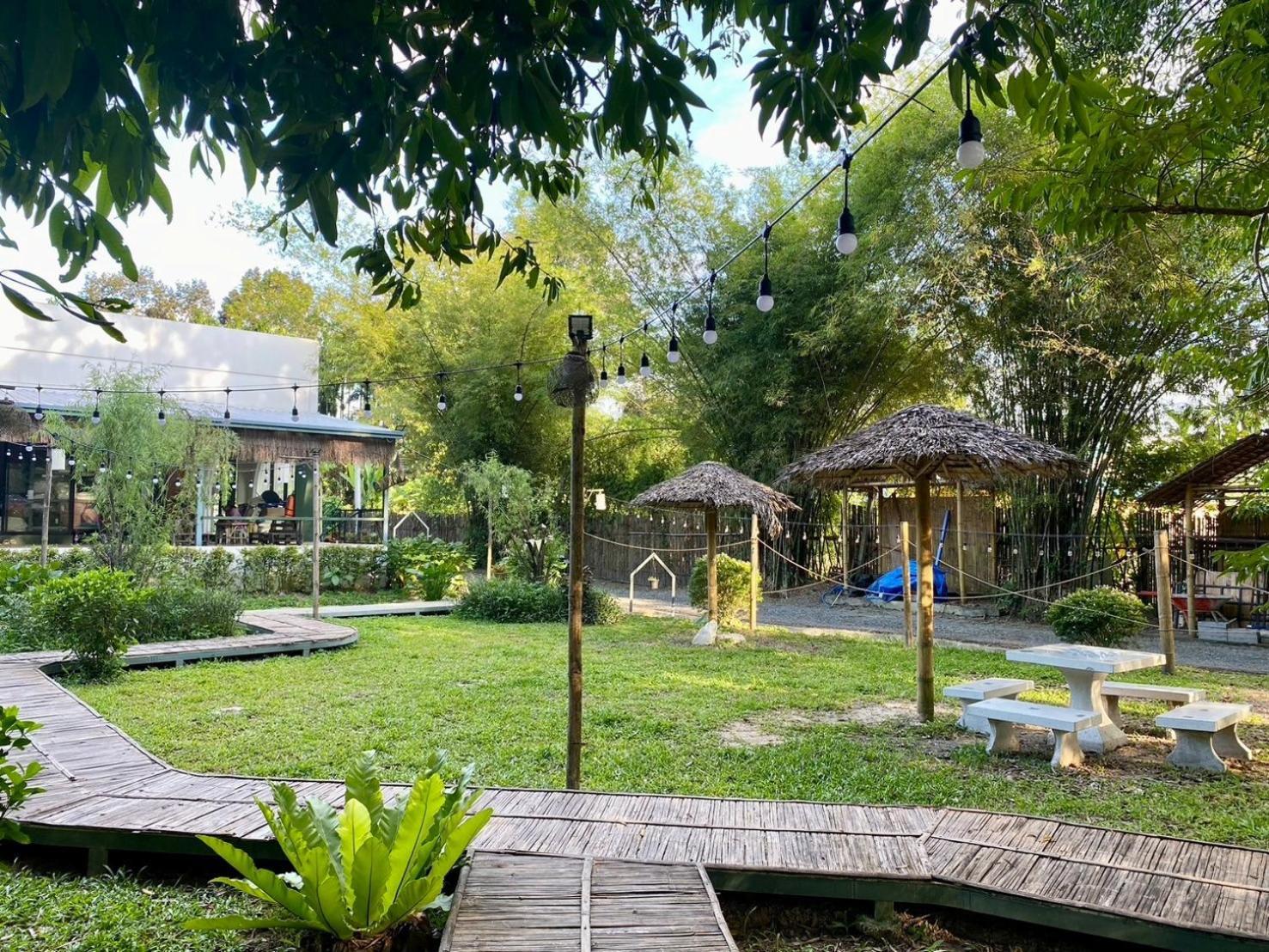 Baan Nai Baan Nok Resort Nakhon Nayok Exteriör bild