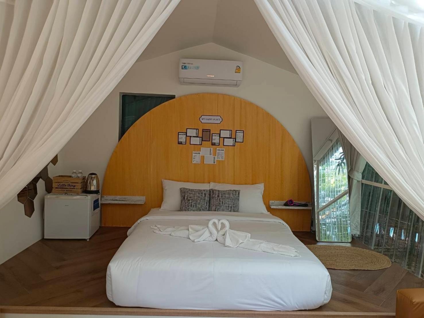 Baan Nai Baan Nok Resort Nakhon Nayok Exteriör bild