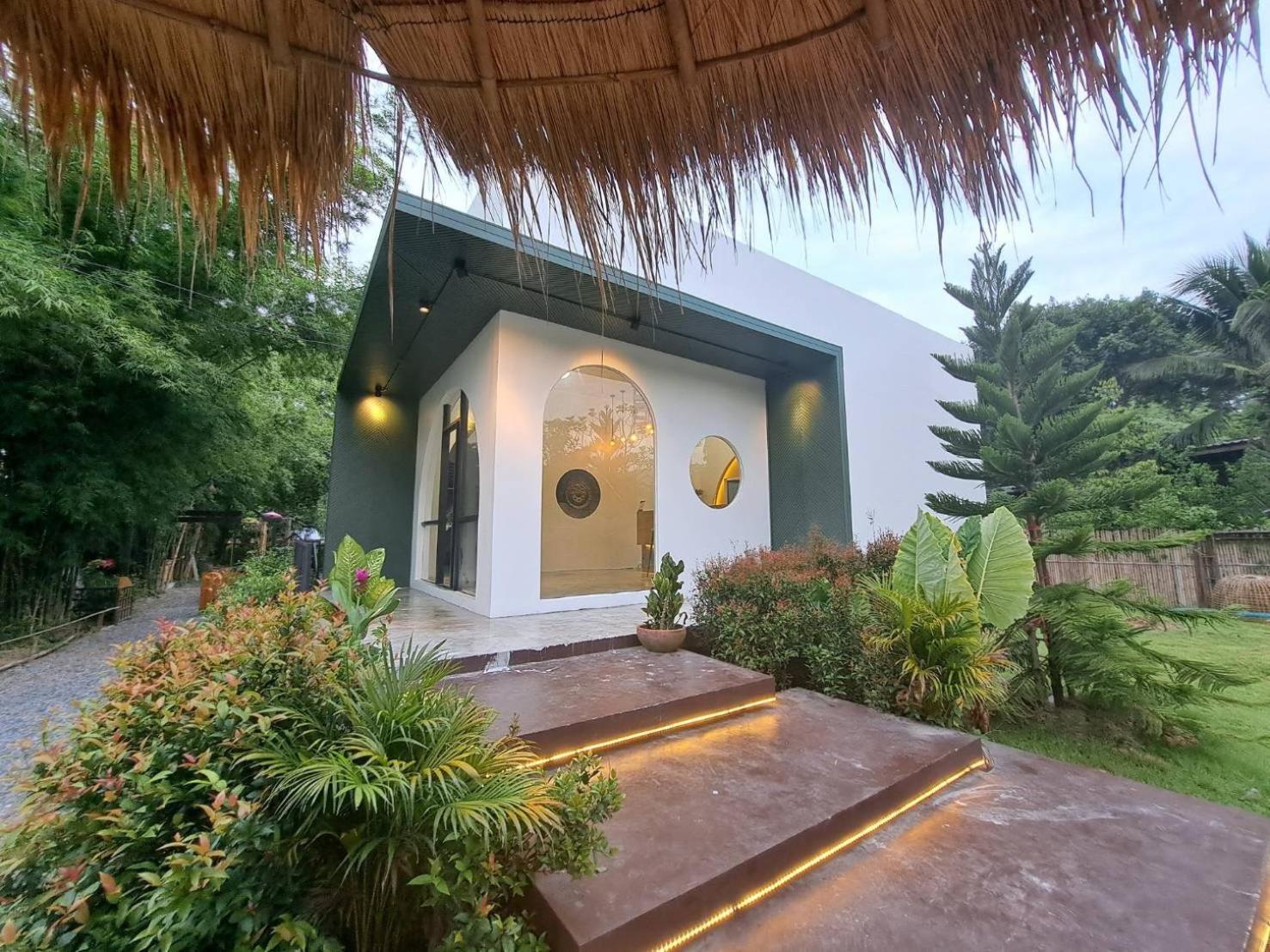 Baan Nai Baan Nok Resort Nakhon Nayok Exteriör bild