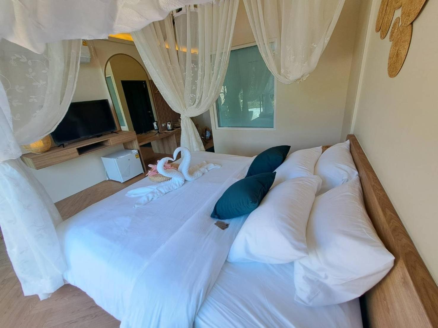 Baan Nai Baan Nok Resort Nakhon Nayok Exteriör bild