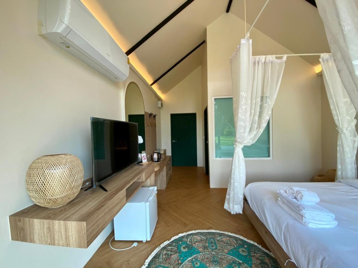 Baan Nai Baan Nok Resort Nakhon Nayok Exteriör bild