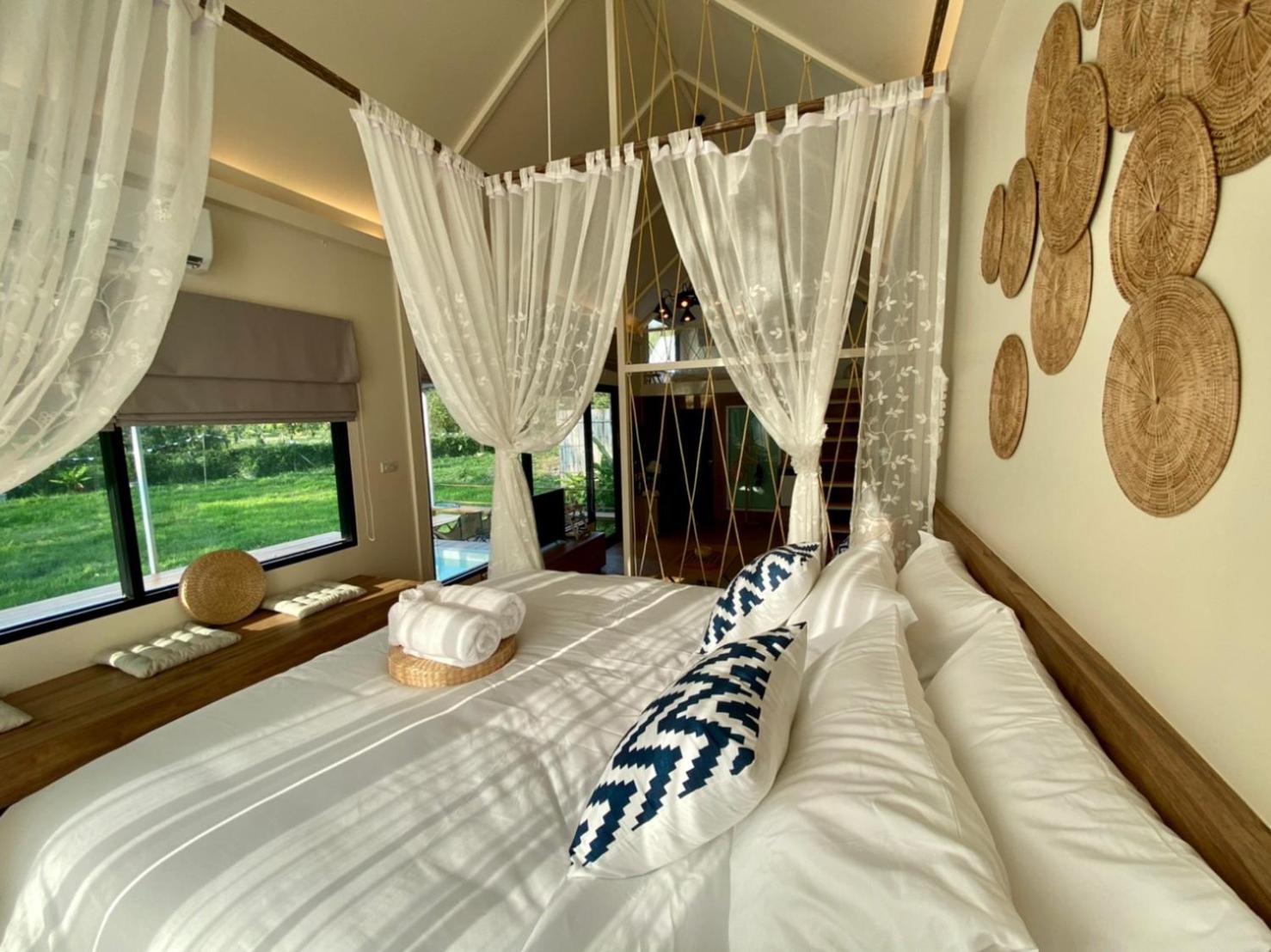 Baan Nai Baan Nok Resort Nakhon Nayok Exteriör bild