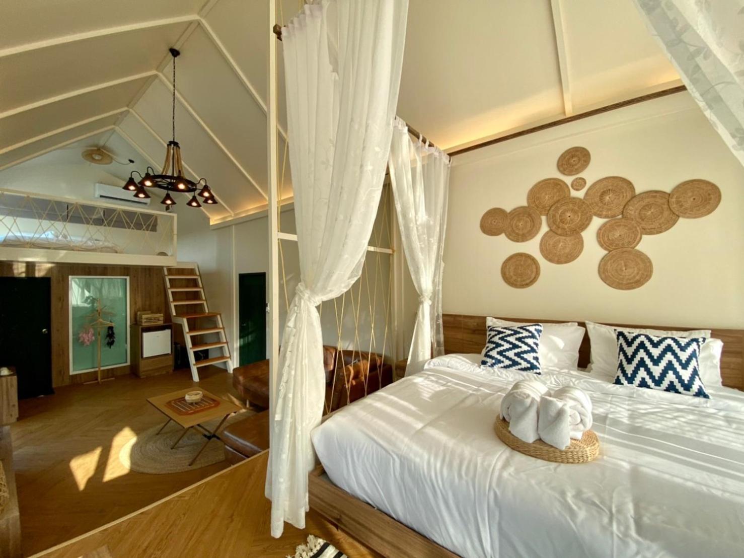 Baan Nai Baan Nok Resort Nakhon Nayok Exteriör bild
